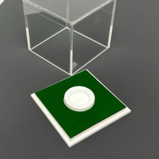 Premium Snooker Ball Display Case White Base 4.png