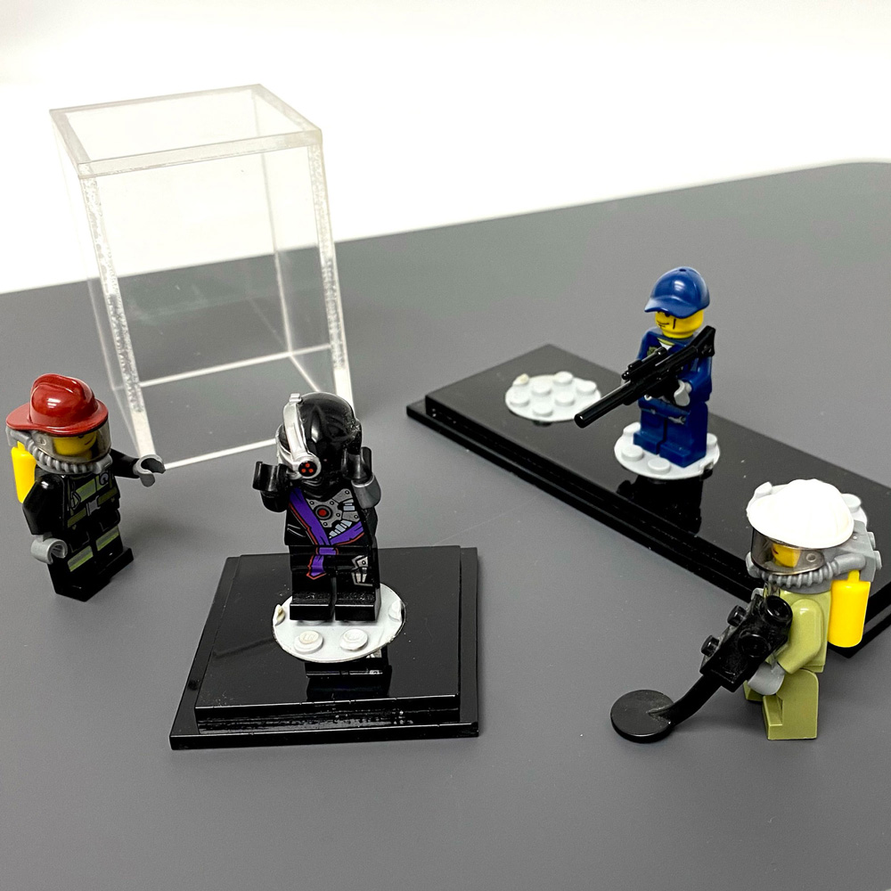 Lego-Men-3--of-5.jpg